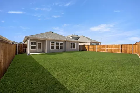 1732 Willow Patch Dr, Krum, TX 76249 photo 3