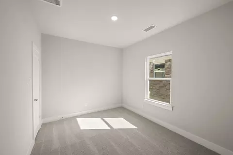 1732 Willow Patch Dr, Krum, TX 76249 photo 8