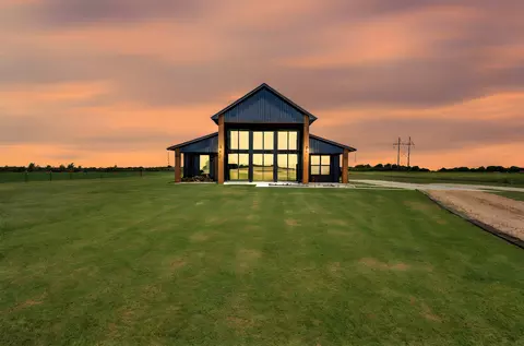 751 Almand Rd, Palmer, TX 75152
