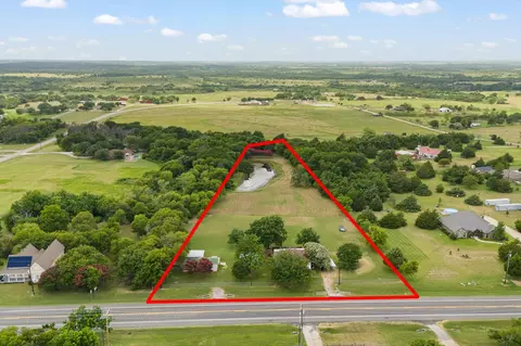 1011 N Magnolia Ave, Hubbard, TX 76648