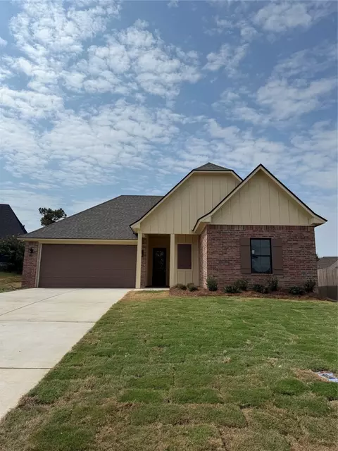 5831 Northwood Oaks, Shreveport, LA 71107