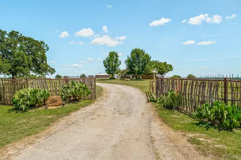 800 Poolville Cut Off Rd, Poolville, TX 76487