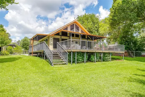 11714 East Ct, Azle, TX 76020