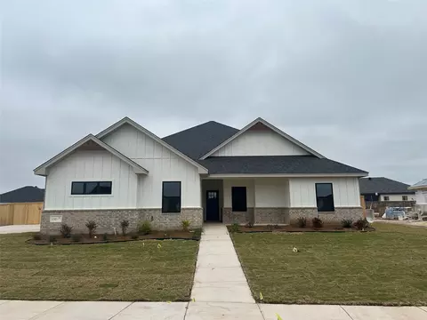 132 Blackhawk Rd, Abilene, TX 79602