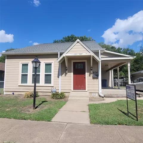 804 N Mckinney St, Ennis, TX 75119
