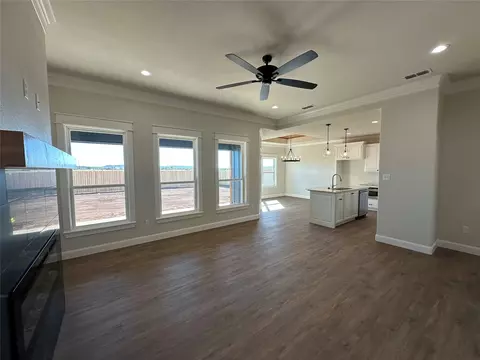 143 Blackhawk Rd, Abilene, TX 79602 photo 3
