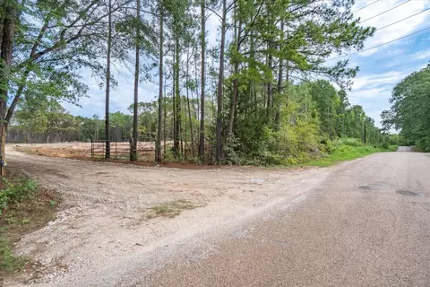 19451 County Road 4307 Rd, Larue, TX 75770