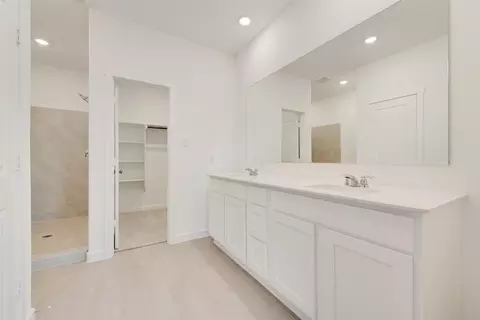 2613 Wispy Creek Dr, Fort Worth, TX 76108