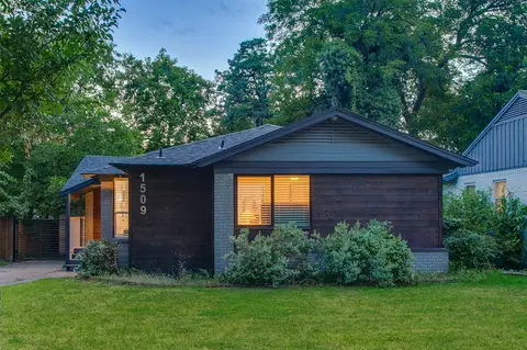 1509 Arizona Ave, Dallas, TX 75216