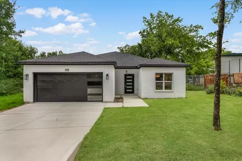 3513 Woodlake Dr, Granbury, TX 76048