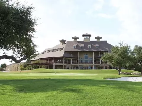 8113 Scotscraig Dr, Cleburne, TX 76033