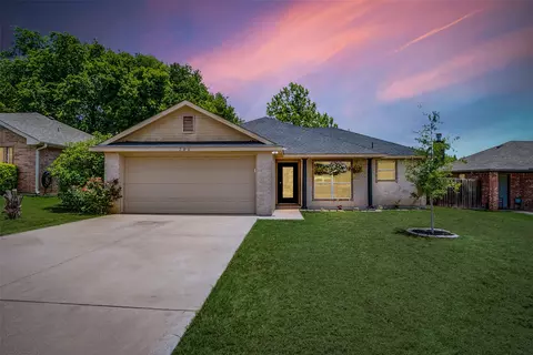 206 Cheyenne Trl, Alvarado, TX 76009