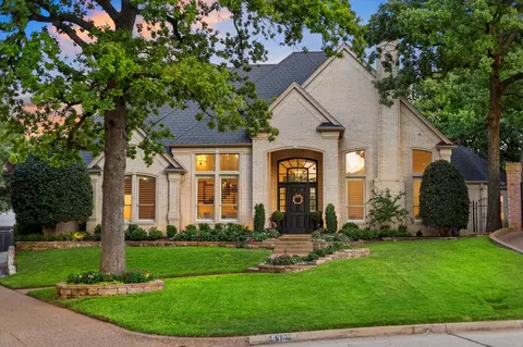 5301 Willow Ln, Colleyville, TX 76034