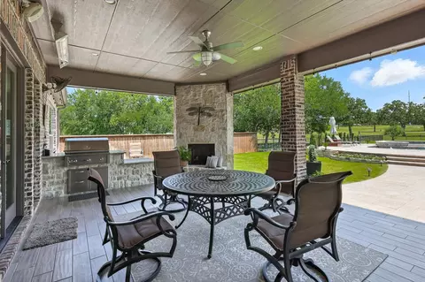 1402 Winston Dr, Corinth, TX 76210 photo 30