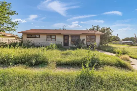 422 NW Avenue H, Hamlin, TX 79520