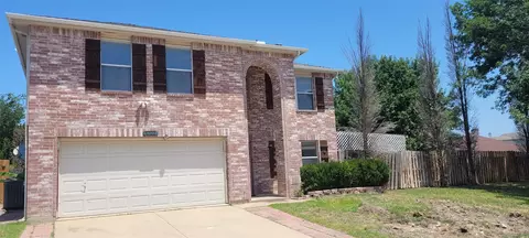5312 Kingslink Cir, Fort Worth, TX 76135