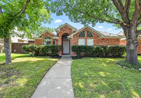 1421 Bregenz Ln, Lewisville, TX 75067