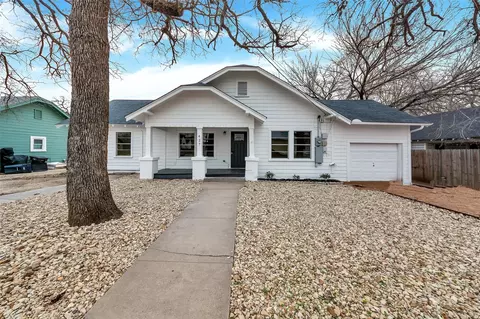 427 W Ball St, Weatherford, TX 76086