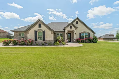 110 Trotter Ct, Stephenville, TX 76401