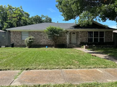 5610 Enchanted Ln, Dallas, TX 75227