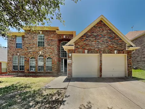 2829 Alcot Ln, Grand Prairie, TX 75052