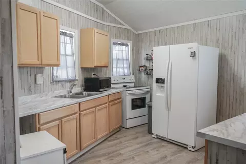 386 N Rock Creek Rd, Waco, TX 76708 photo 10
