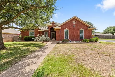 3001 Whistler Dr, Waco, TX 76712