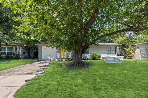 2720 Martin Lydon Ave, Fort Worth, TX 76133
