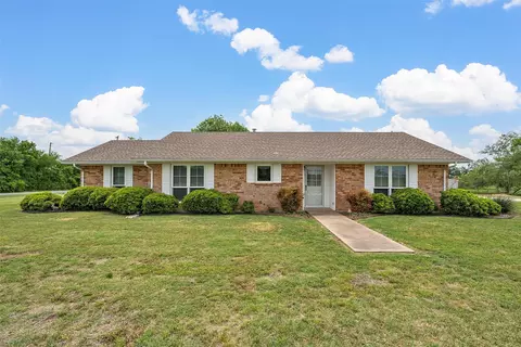 281 A J Muska Rd, West, TX 76691