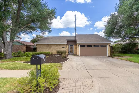 3112 Manchester Cir, Bedford, TX 76021