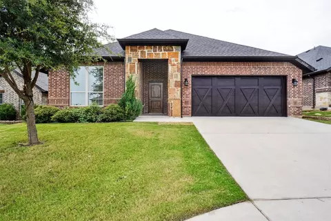 1520 Town Creek Cir, Weatherford, TX 76086