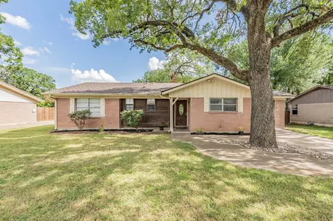 1708 Lanice Ave, Bridgeport, TX 76426