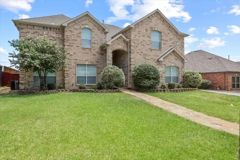 2812 Saint Maria Dr, Mansfield, TX 76063