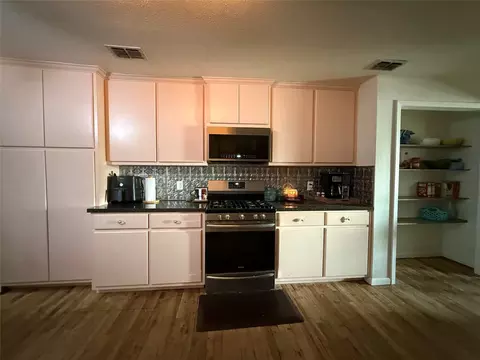 Kitchen - 806 Highway 36, Comanche, TX 76442 photo 5 of 7