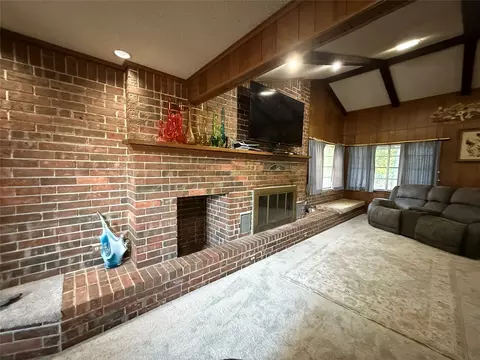 Living - 806 Highway 36, Comanche, TX 76442 photo 3 of 6