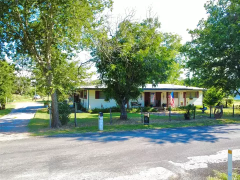 967 Halbert Dr, Newark, TX 76071