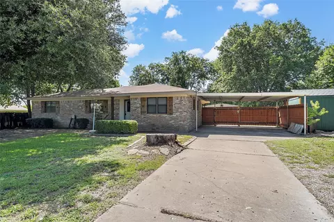 765 Western Dr, Woodway, TX 76712