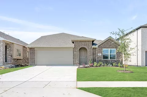 1016 Nighthawk Trl, Alvarado, TX 76009