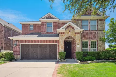 7211 Beranger Dr, Irving, TX 75063