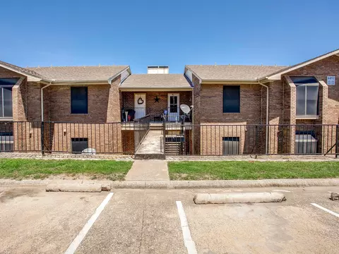 4492 Chaha Rd #102, Garland, TX 75043