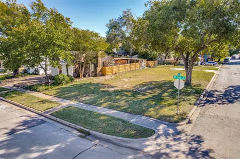 3829 W 5th St, Fort Worth, TX 76107
