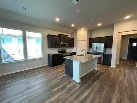 1252 Colca Dr, Springtown, TX 76082 photo 3