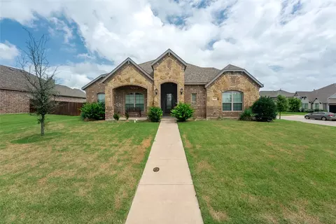 483 S Hill Dr, Waxahachie, TX 75165