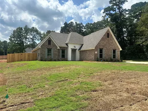 705 Chandler Rd, Haughton, LA 71037