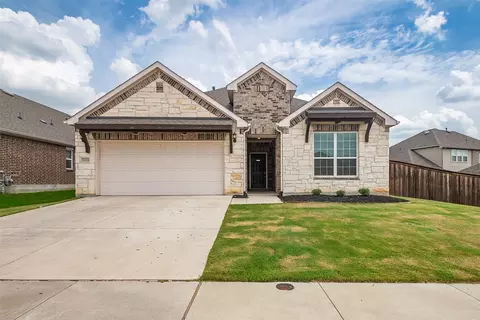 3829 Hawsbrook Ln, Fort Worth, TX 76137