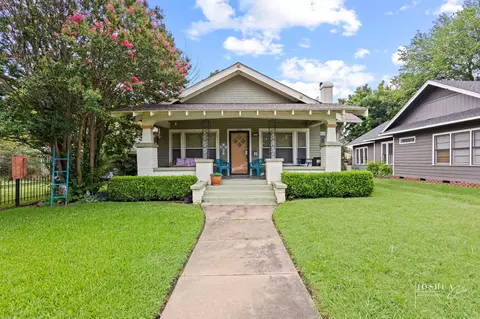 1012 W Bond St, Denison, TX 75020