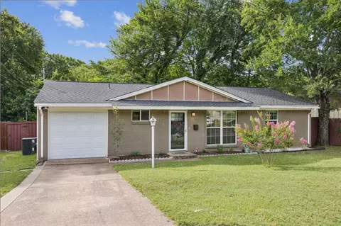 1310 Winding Trl, Duncanville, TX 75116