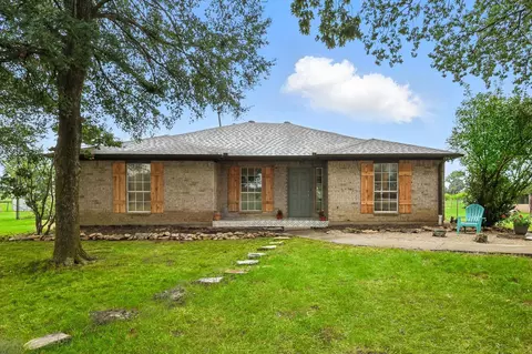 4109 Hopkins Rd, Krum, TX 76249