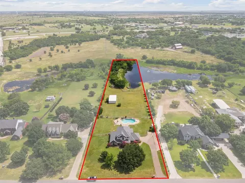 1025 Colina Vista Ln, Crowley, TX 76036