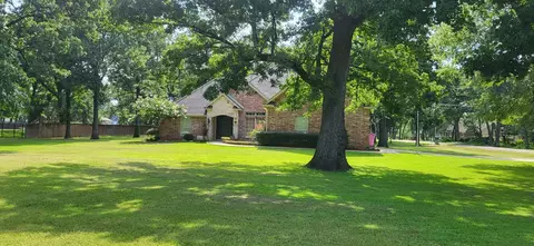 115 Timber Creek Dr, Sulphur Springs, TX 75482